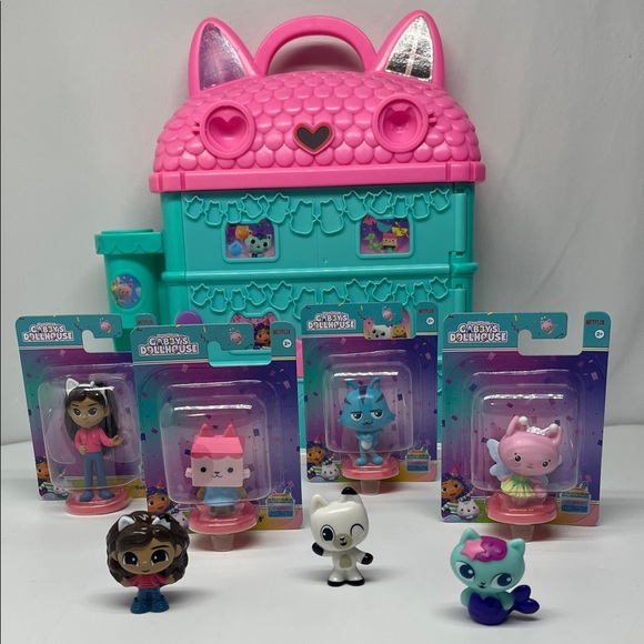 Gabby Dough Dollhouse Pink and Teal Cat Playset - Picture 2 of 11